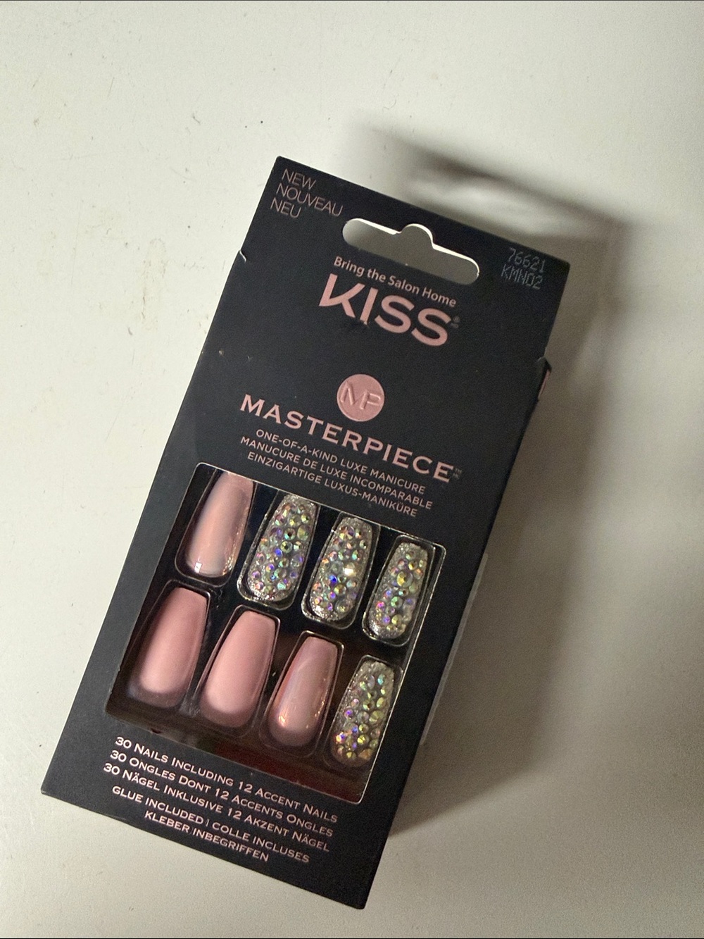 KISS Masterpiece Blush Pink Press-On Nails with Holographic Accent